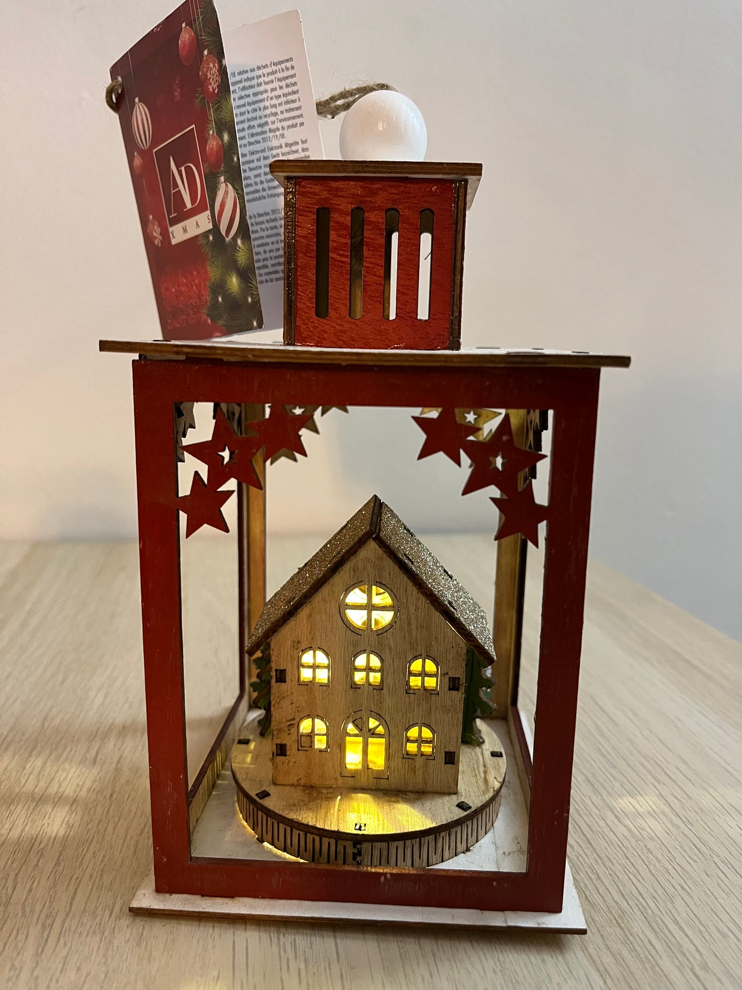 Lanterne en bois lumineuse